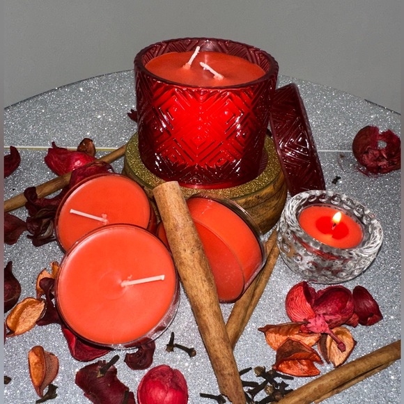 . ** PREM CINNAMON CLOVE. SCENT UNLEASHED, HAND POURED SCENTED CANDLES! - Picture 6 of 6